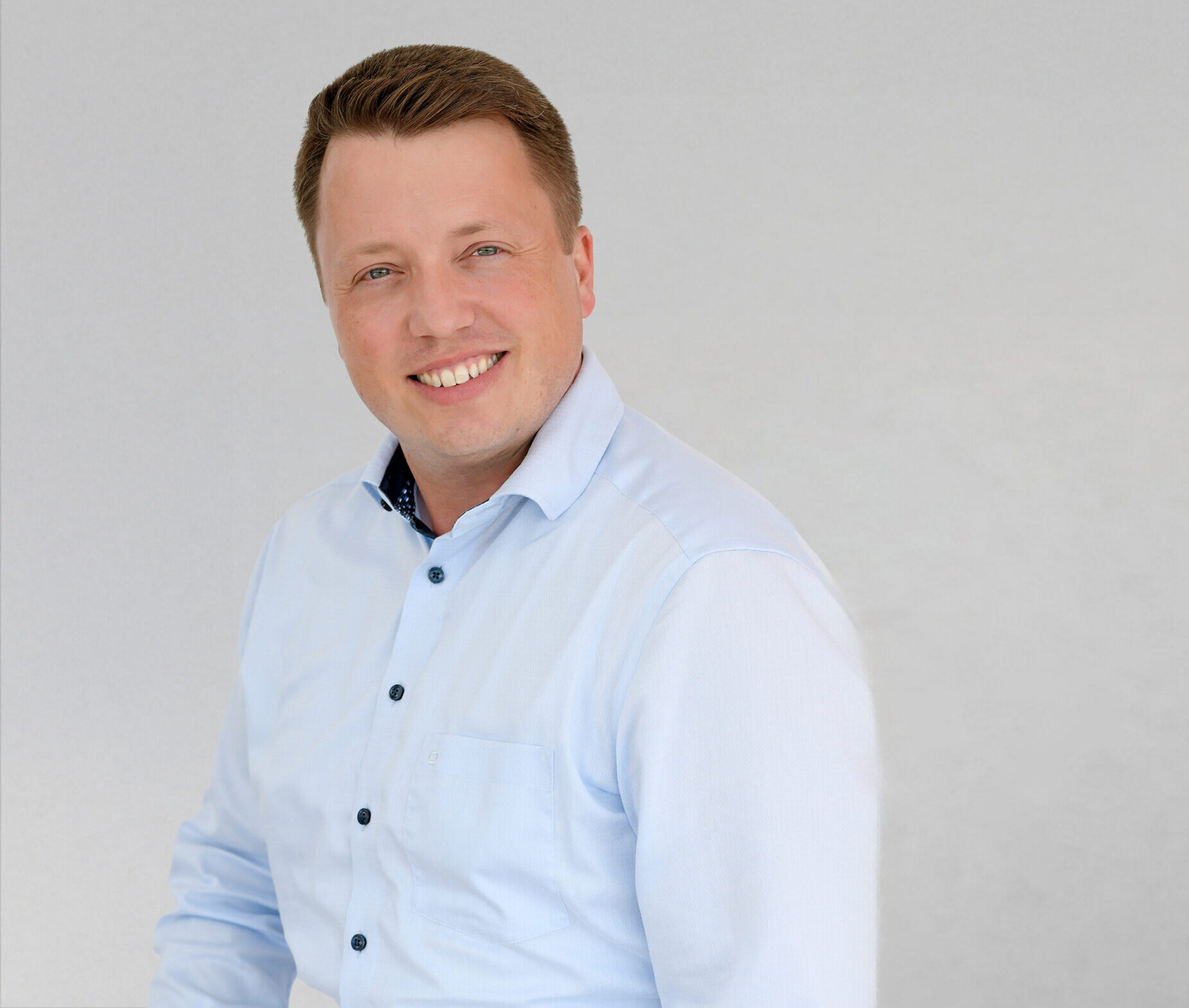 PD Dr. med. Sebastian Zaremba Facharzt für Neurologie FMH / Schlafmediziner - 044 251 30 30 - kontakt@drzaremba.ch